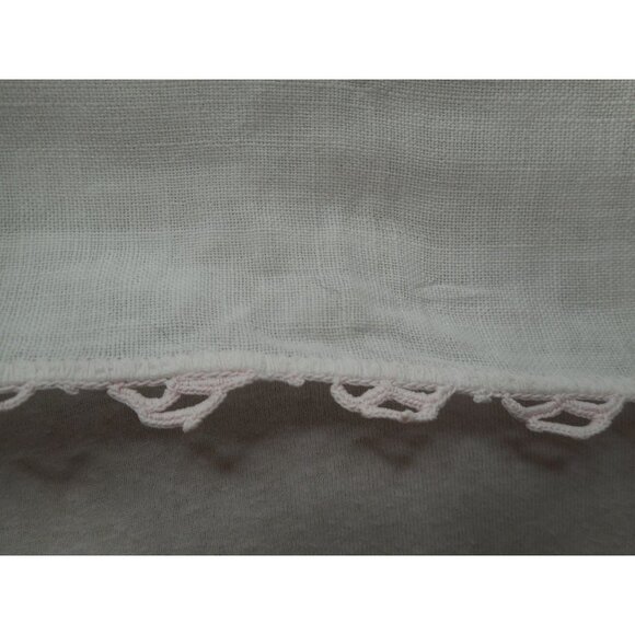 Vtg Pink Lace Blue and Pink Floral handmade embroidered Dresser scarf runner - Picture 4 of 5